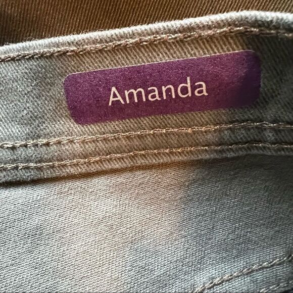 NWT! Gloria Vanderbilt olive Amanda pants - Picture 5 of 11